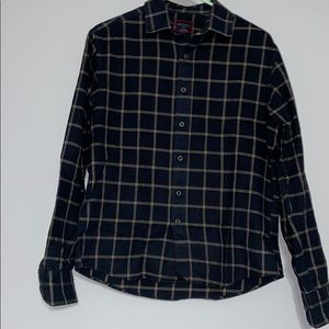 UNTUCKit flannel